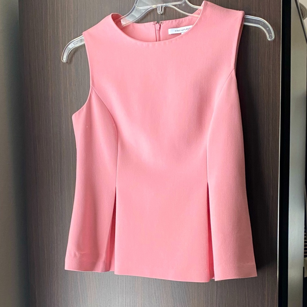 Diane von Furstenberg peplum top, Size 6